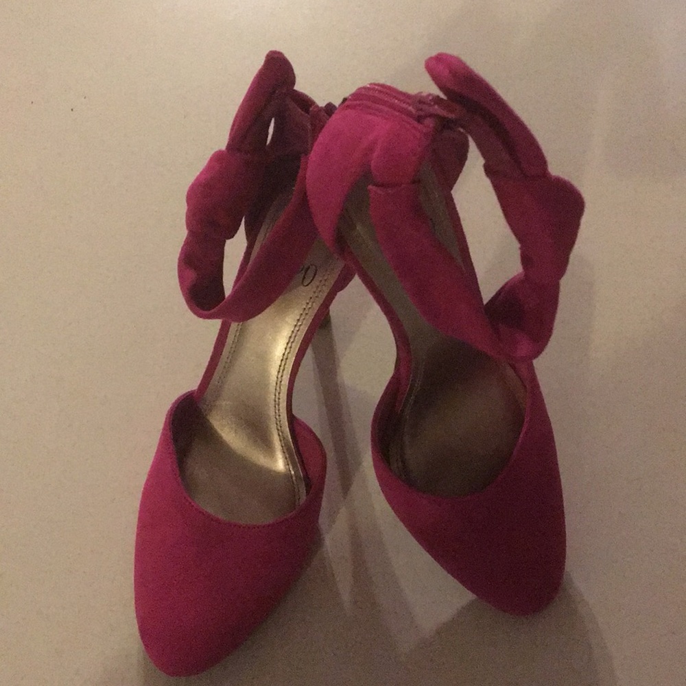 Ladies heels